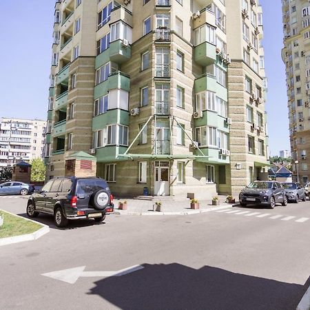 Navit Apartments With Breakfast, Near The Railway Station, The City Center, The Park Kiev Exterior foto