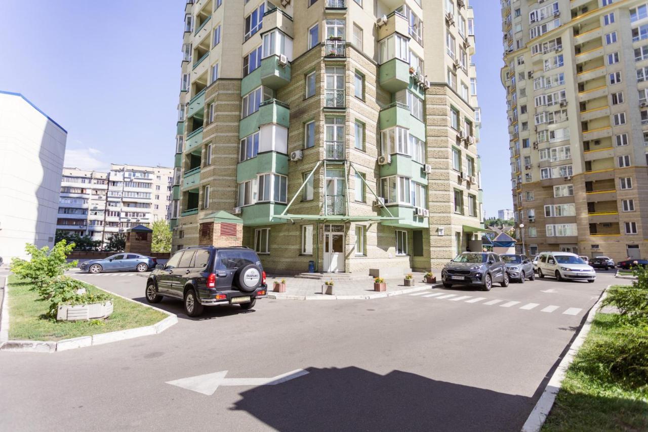 Navit Apartments With Breakfast, Near The Railway Station, The City Center, The Park Kiev Exterior foto