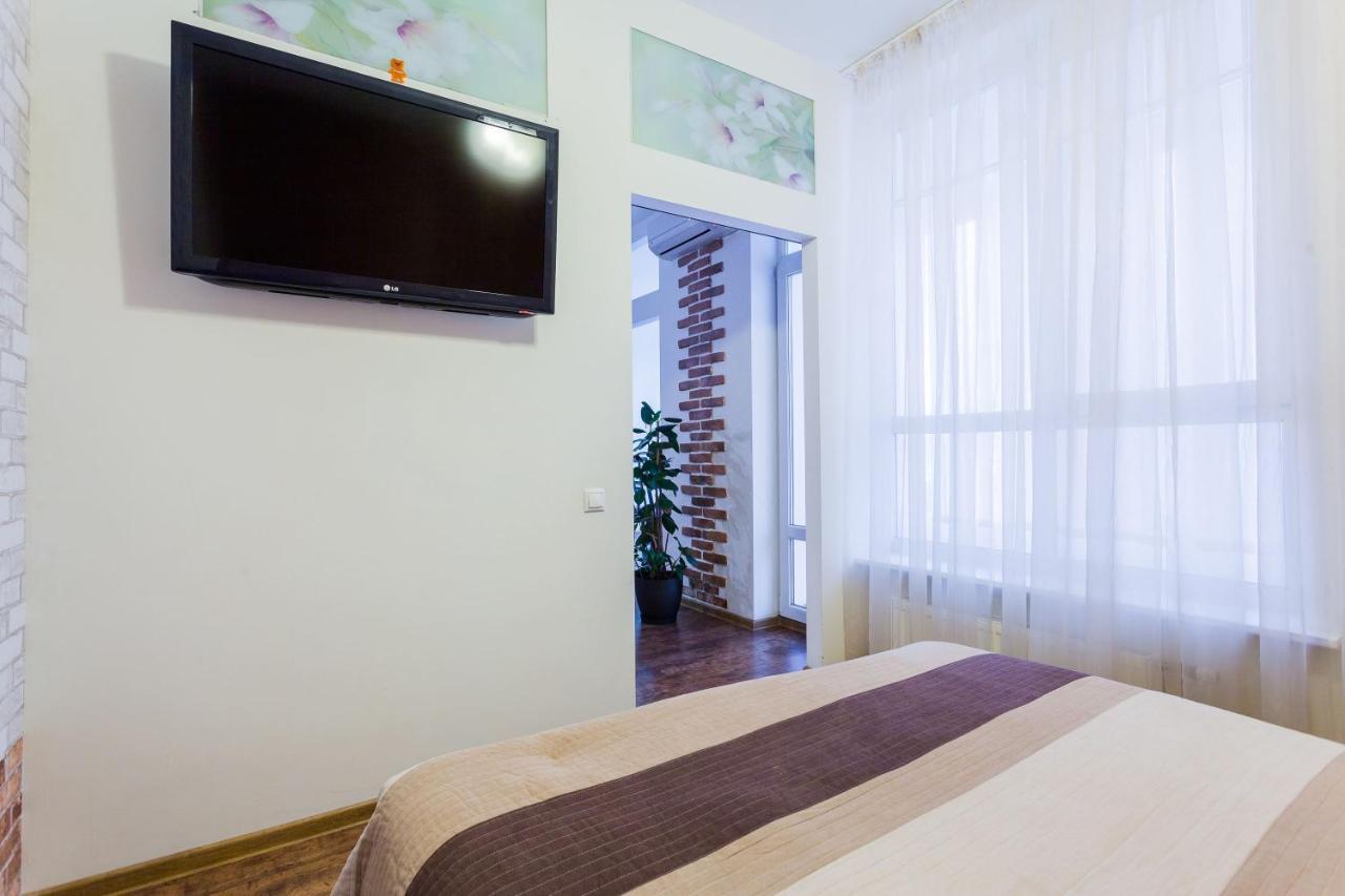 Navit Apartments With Breakfast, Near The Railway Station, The City Center, The Park Kiev Exterior foto