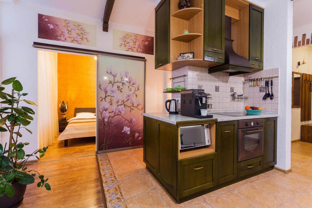 Navit Apartments With Breakfast, Near The Railway Station, The City Center, The Park Kiev Exterior foto