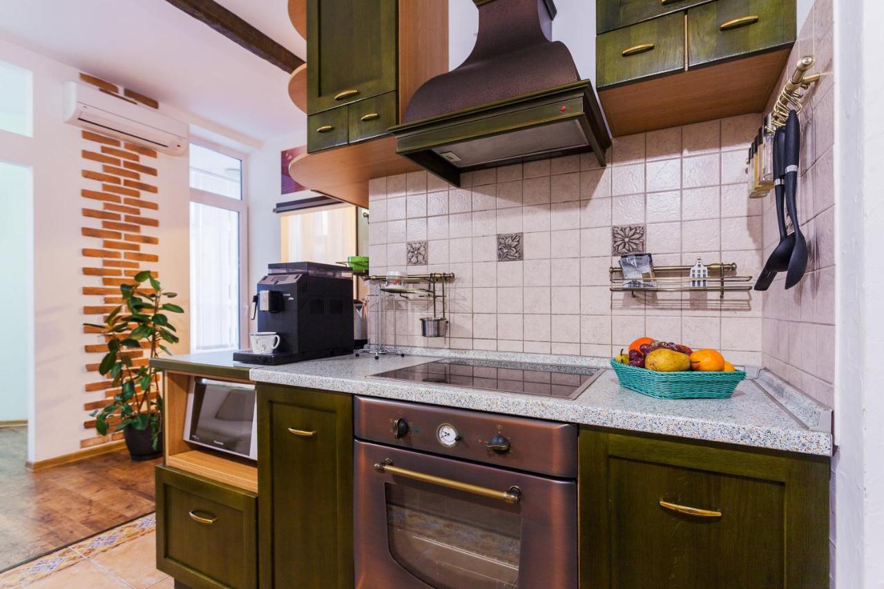 Navit Apartments With Breakfast, Near The Railway Station, The City Center, The Park Kiev Exterior foto